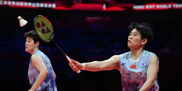 开云入口-羽联年终总决赛“雅思”赢首胜 石宇奇两连胜