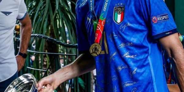 基耶利尼确认告别意大利队 对阿根廷为最后一战