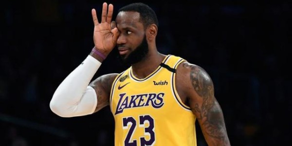 开云中国大陆-詹姆斯真的练出了投篮 三分比肩雷·阿伦正创历史