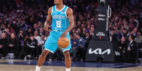 开云中国大陆-弹无虚发！塞克斯顿半场5中5超高效拿下12分3助1断