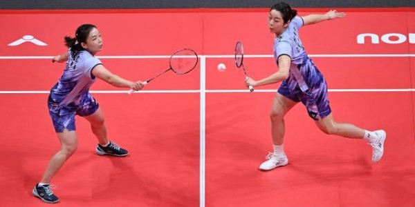 开云入口-羽联年终总决赛“雅思”赢首胜 石宇奇两连胜